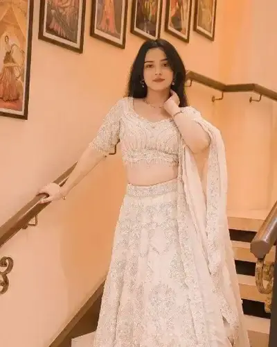 Escort Harda